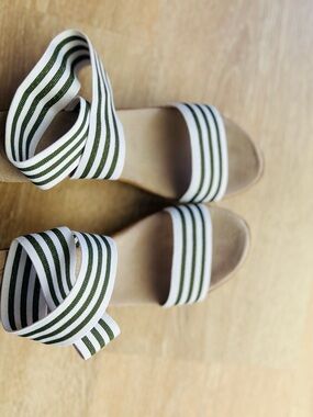 New CHARLESTON SHOE CO. Olive Green and White Striped Wedge Sandals